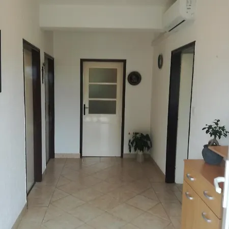 Fena Apartman