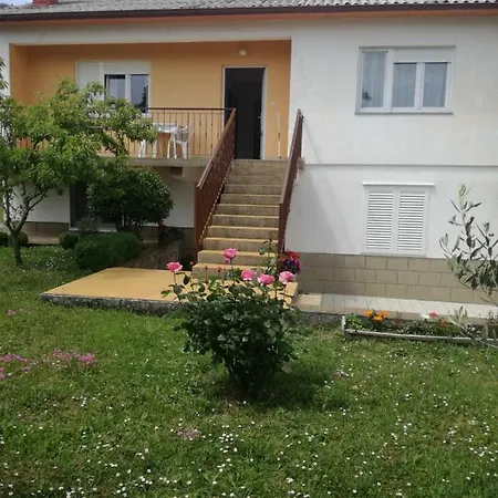 Apartman Fena *